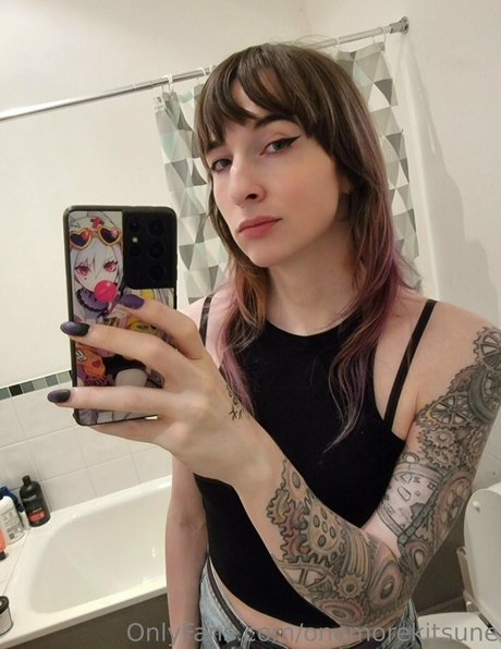 Lilykitsune photo 23
