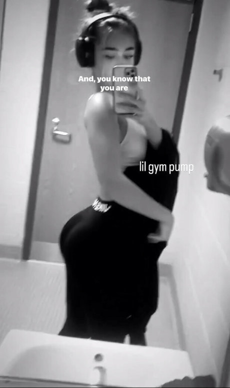 LilyMarie.f photo 29