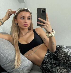 Linabmn photo 69