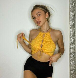 Linabmn photo 121