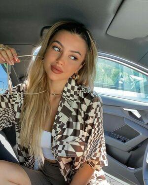 Linabmn photo 122