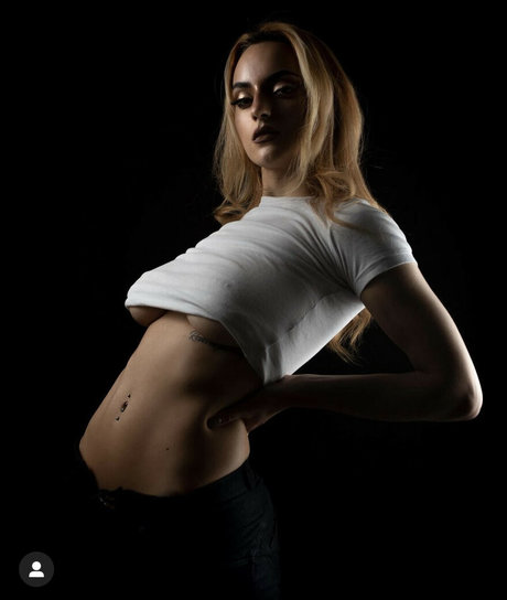 Linda Fioretti photo 18