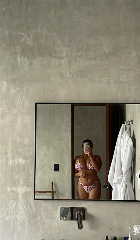 Linda Vo photo 35
