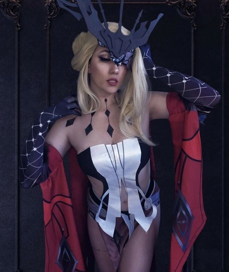 Lindsay Elyse photo 612