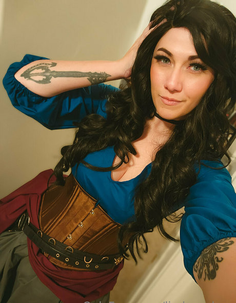 Lindsay Elyse photo 788