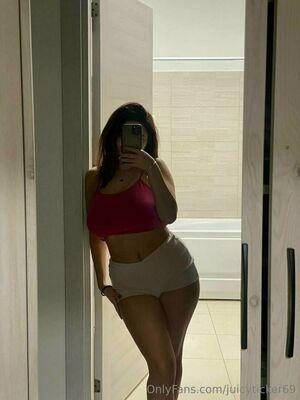 Lisette photo 40