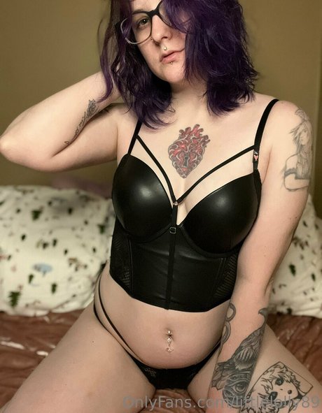 Littlelolly89 photo 26