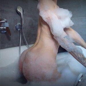 LittleMissNaughty photo 6