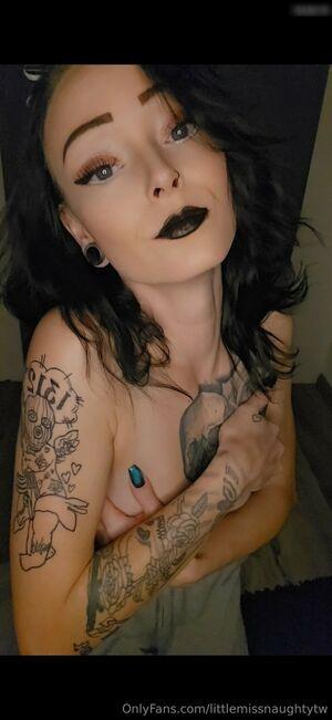 LittleMissNaughty photo 142