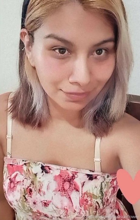 Lizbeth Martinez photo 35