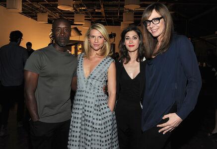 Lizzy Caplan photo 67