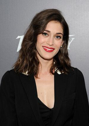 Lizzy Caplan photo 77
