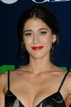 Lizzy Caplan photo 94