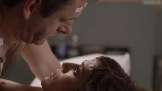 Lizzy Caplan photo 192
