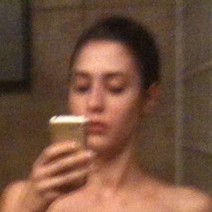 Profile photo of Lizzy Caplan
