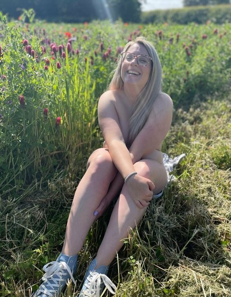 Lottielushlovesfree photo 21