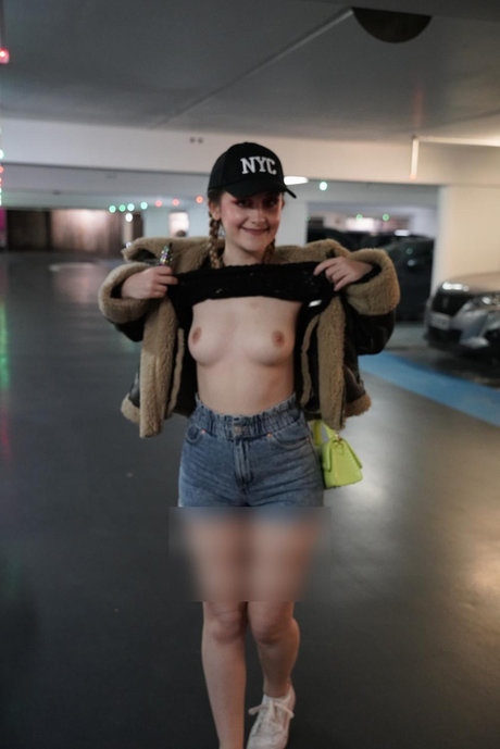 Louise Little French photo 10