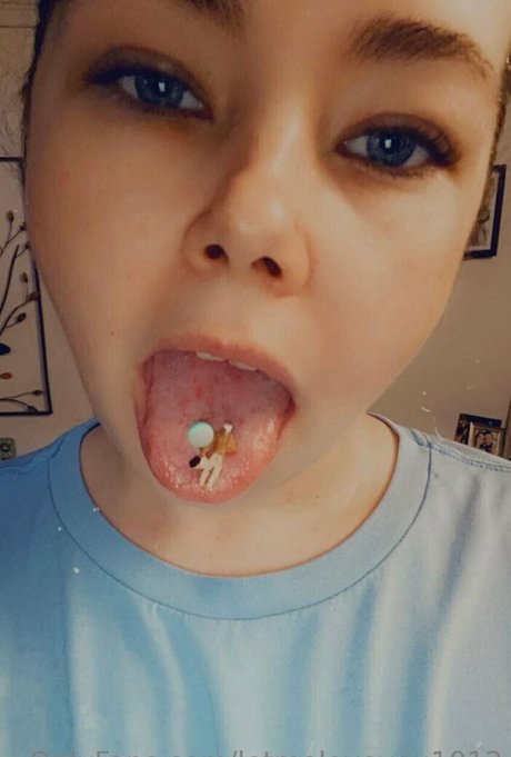 Lovegiantess photo 232