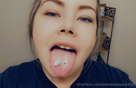Lovegiantess photo 244