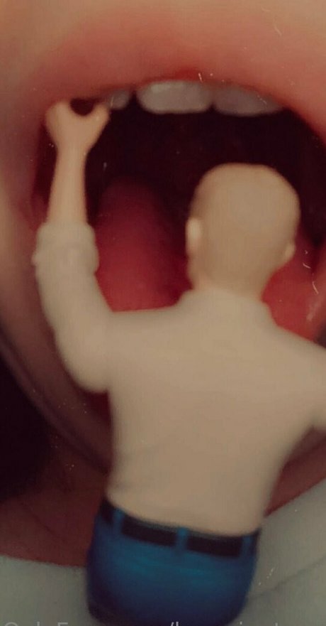 Lovegiantess photo 294