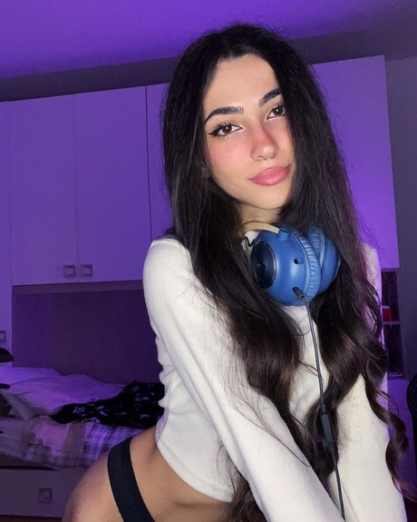Profile photo of Lucrelisa