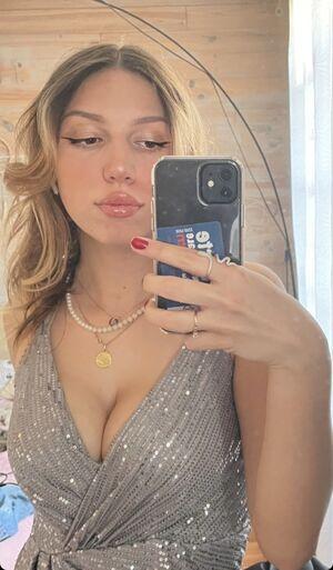 Lucy Alfonsi Varon photo 19