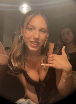 Lucy Alfonsi Varon photo 44