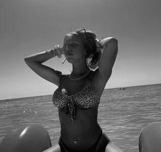Lucy Alfonsi Varon photo 51