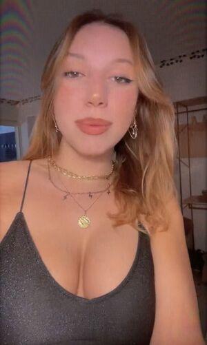 Lucy Alfonsi Varon photo 86