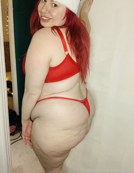 Lucy Jones photo 437
