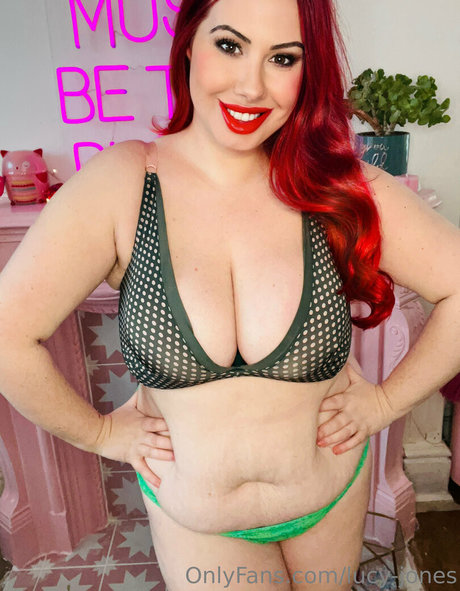 Lucy Jones photo 467
