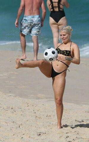 Luisa Sonza photo 64