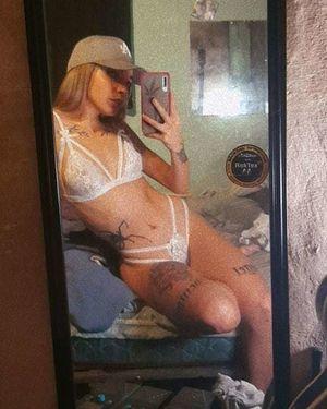 Luly Lavallos photo 31