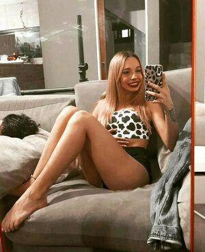 Luly Lavallos photo 94