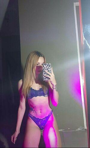 Luly Lavallos photo 141
