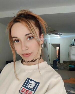 Luly Lavallos photo 183