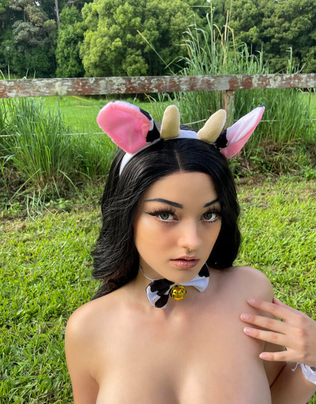 Lunarose9292 photo 28