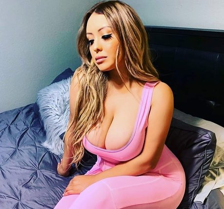 Lupe Ramos photo 120