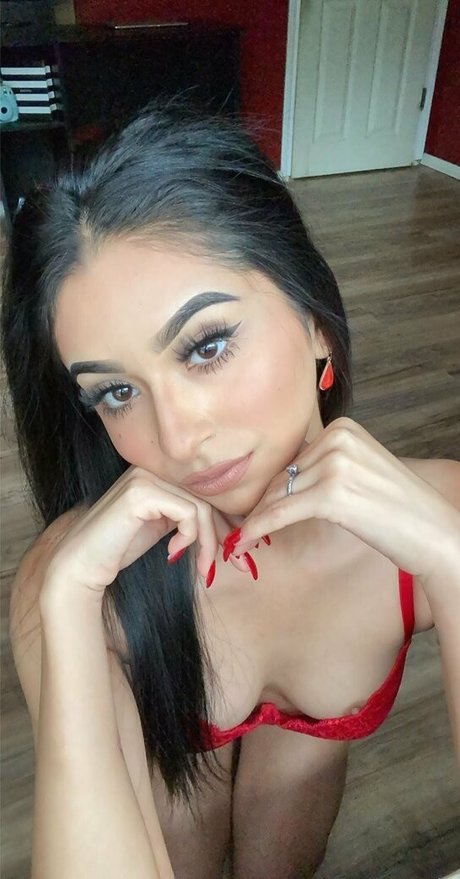 Luxurypetite photo 22