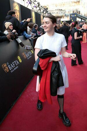 Maisie Williams photo 13