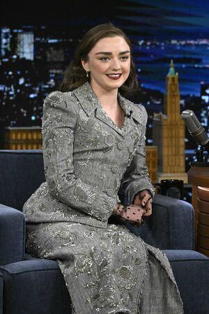Maisie Williams photo 57