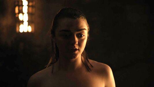 Maisie Williams photo 66