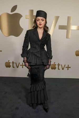 Maisie Williams photo 85