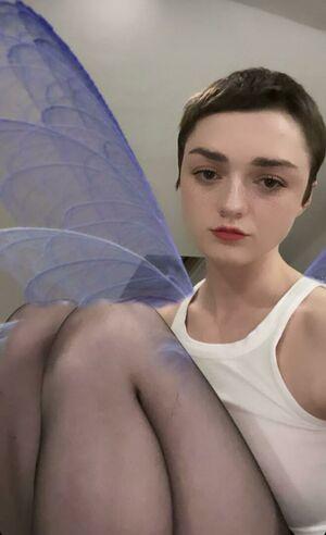 Maisie Williams photo 132