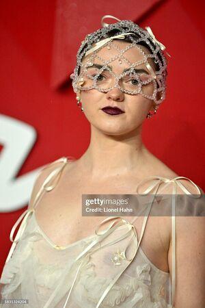 Maisie Williams photo 146