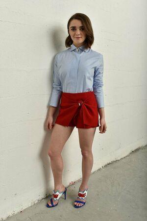 Maisie Williams photo 185