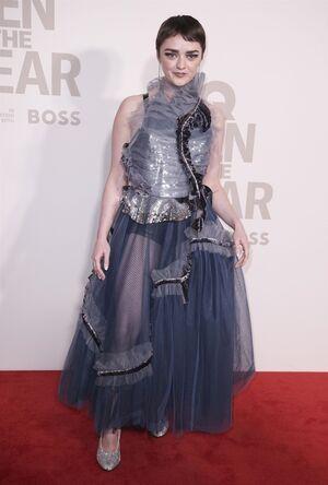 Maisie Williams photo 238