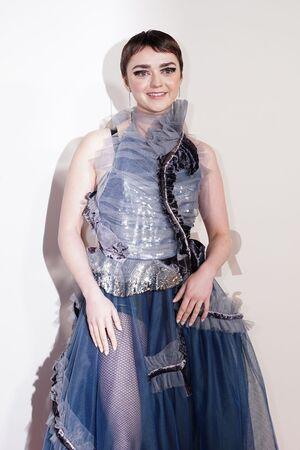 Maisie Williams photo 257