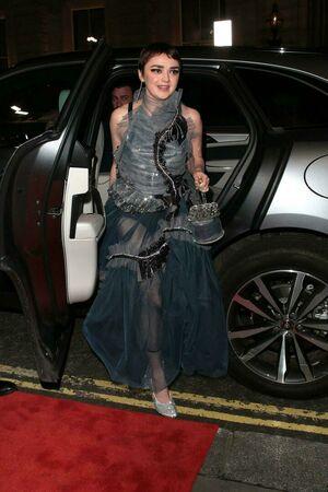 Maisie Williams photo 264