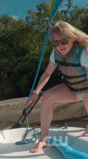 Maisie Williams photo 275